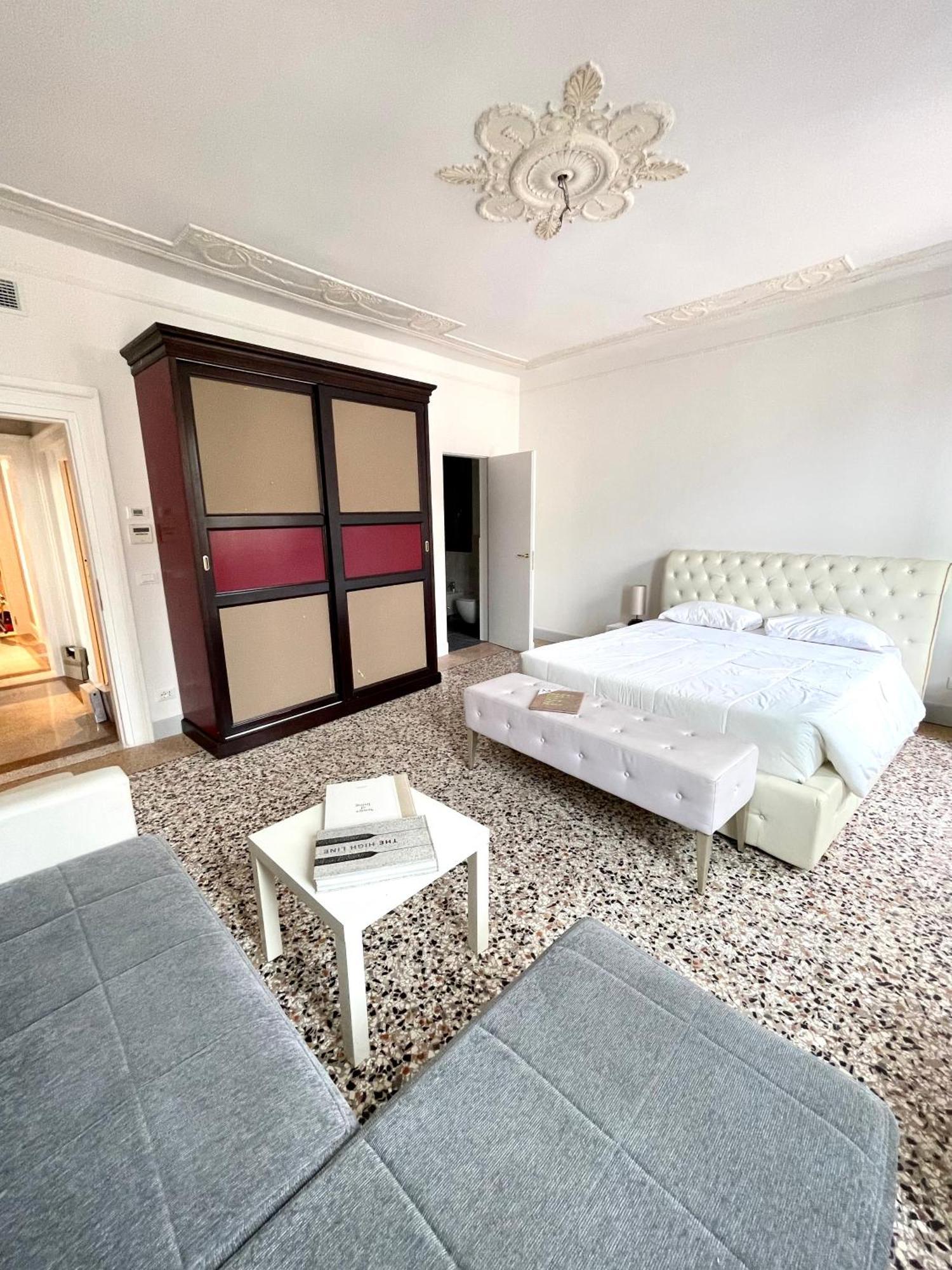 Apartament The B Collection - San Marco Riva Schiavoni Wenecja Zewnętrze zdjęcie
